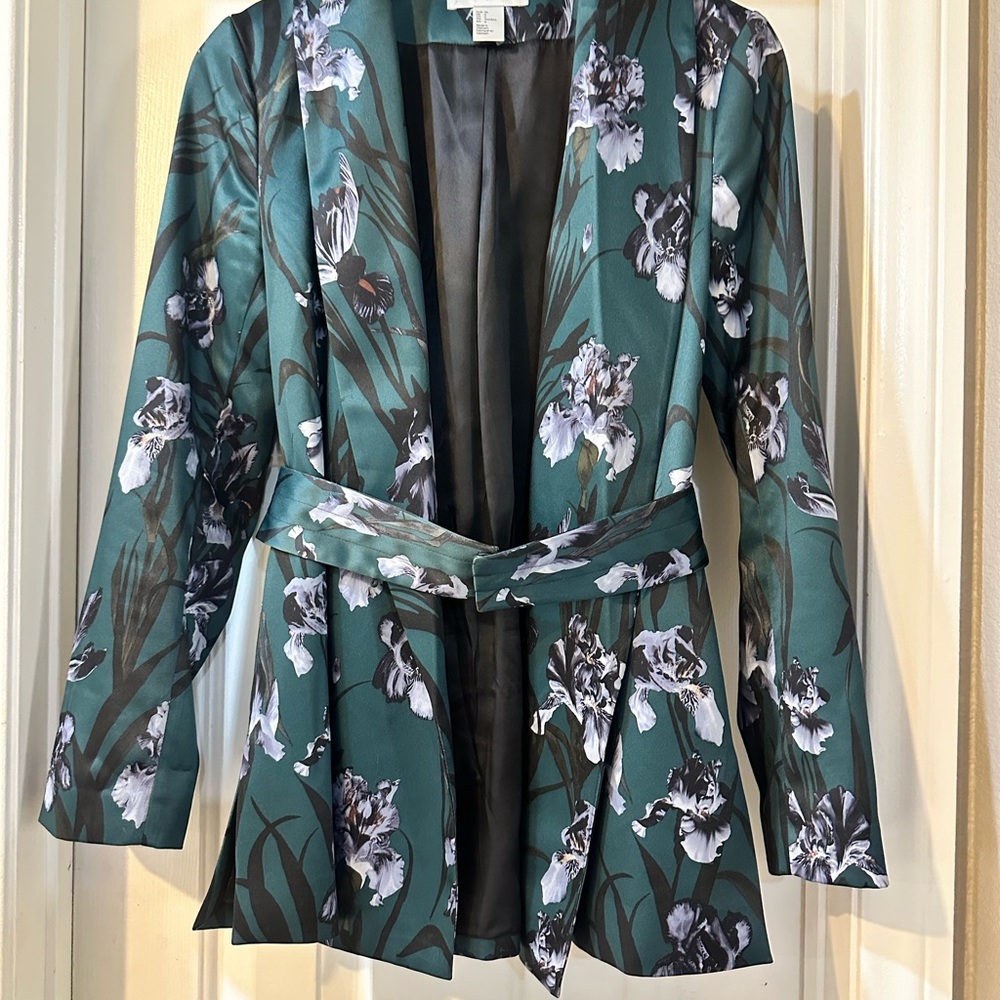 Beautiful Green Floral Satin Belted Blazer